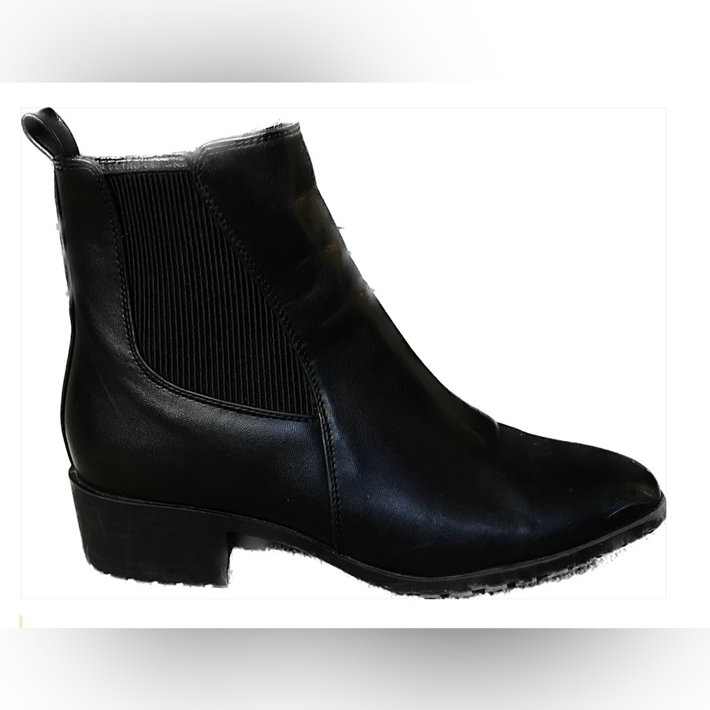 Black Anne Klein Chelsea Boots